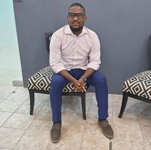 Meet your Posher, Adewole